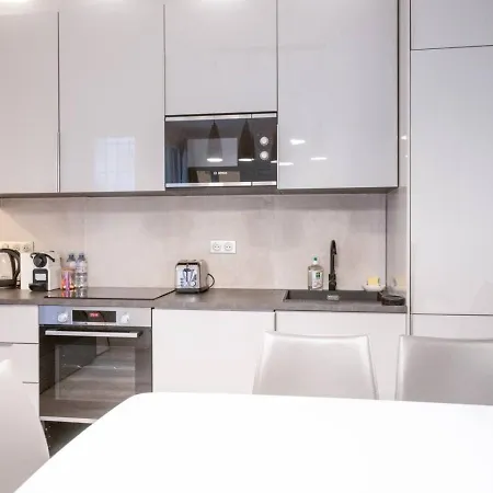 Apartmán Eiffel Tower And Arc De Triomphe Elegant 1br *