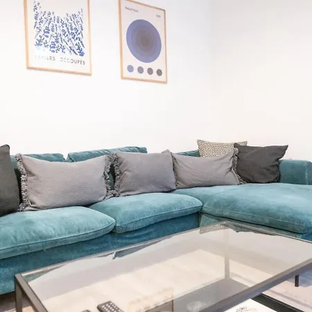 Eiffel Tower And Arc De Triomphe Elegant 1br * Paris